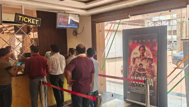 भोपाल में ‘द नर्मदा स्टोरी’ का क्रेज, कई सिनेमाघरों में पहले दिन हाउसफुल शो