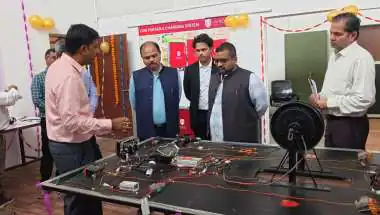 जयपुर में HVRDC ने EV मोबिलिटी सेंटर दिखाया